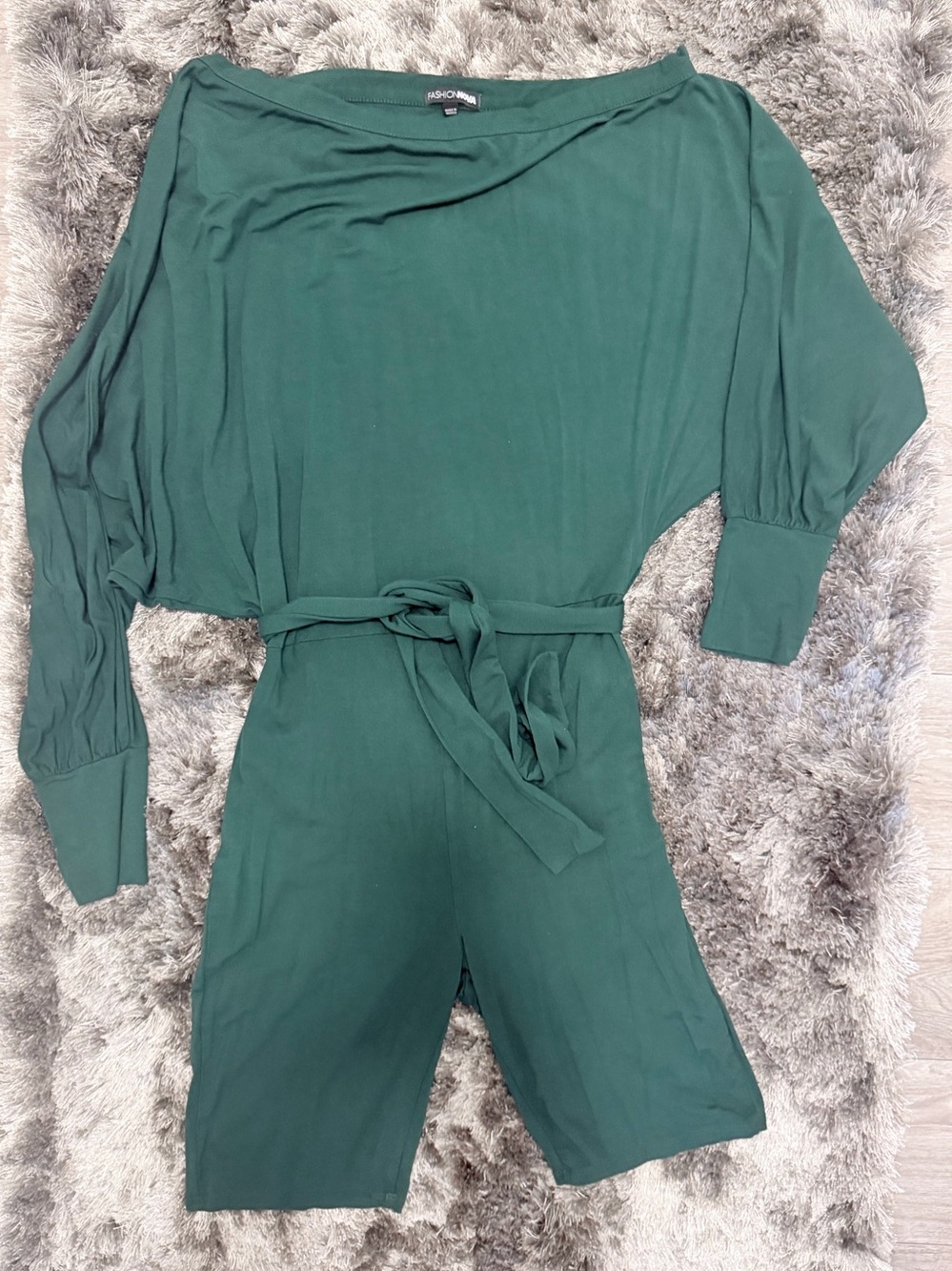 Unknown Brand Green Wide-Sleeve Jumpsuit with Waist Tie